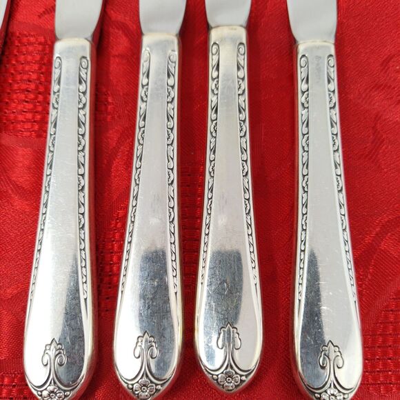 8 BK 1940'S Wm ROGERS "EXQUISITE" Butter Knives Silver Plated Beautiful - Picture 8 of 11
